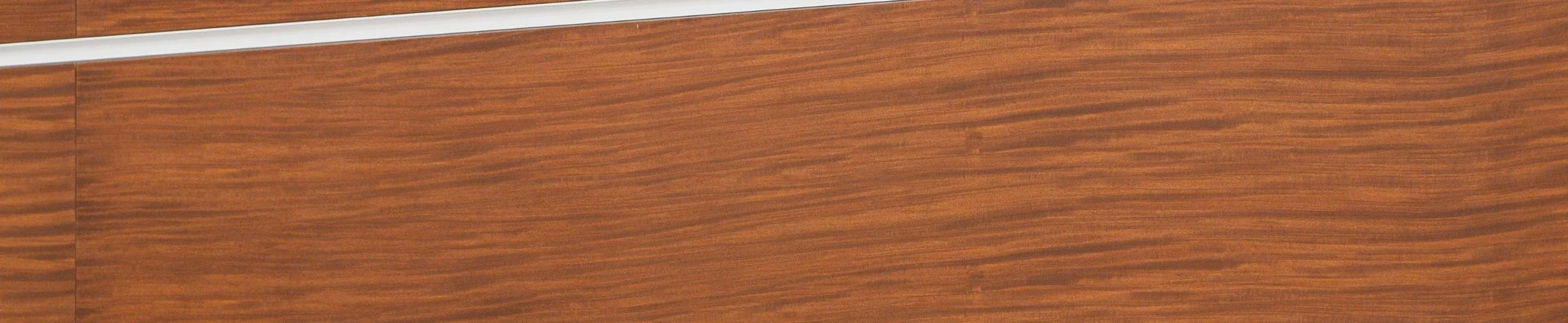 Wood grain wall