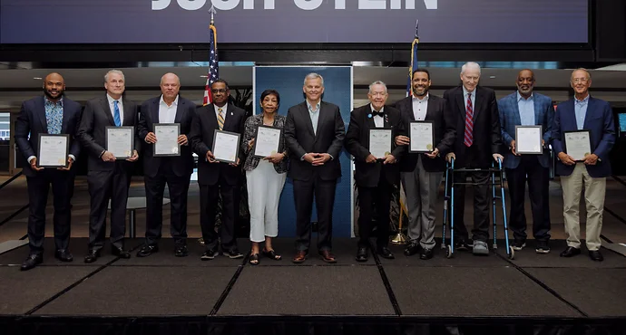 Richard Vinroot Receives North Carolina’s Highest Honor for State Service