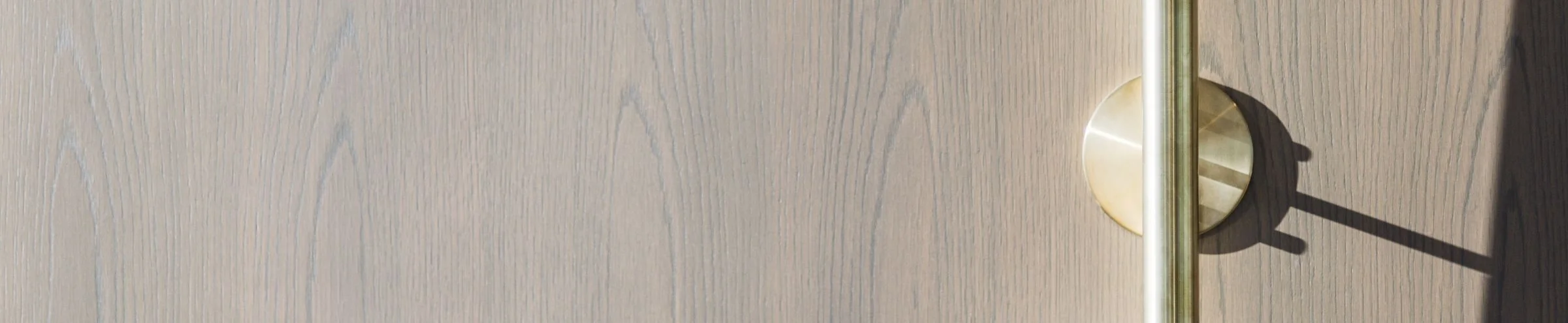 Wood with sconce rod
